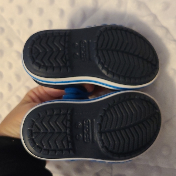 Toddler Crocs - Picture 4 of 4